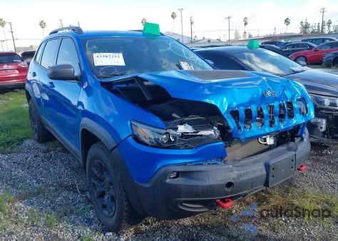 2021 Jeep Cherokee Trailhawk 4X4 from USA, damaged, VIN 1C4PJMBX7MD239895